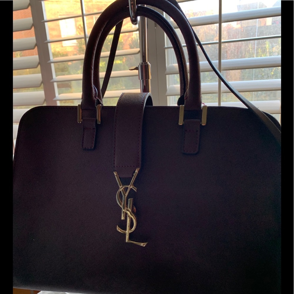 Iconic Yves Saint Laurent Handbag Burgundy